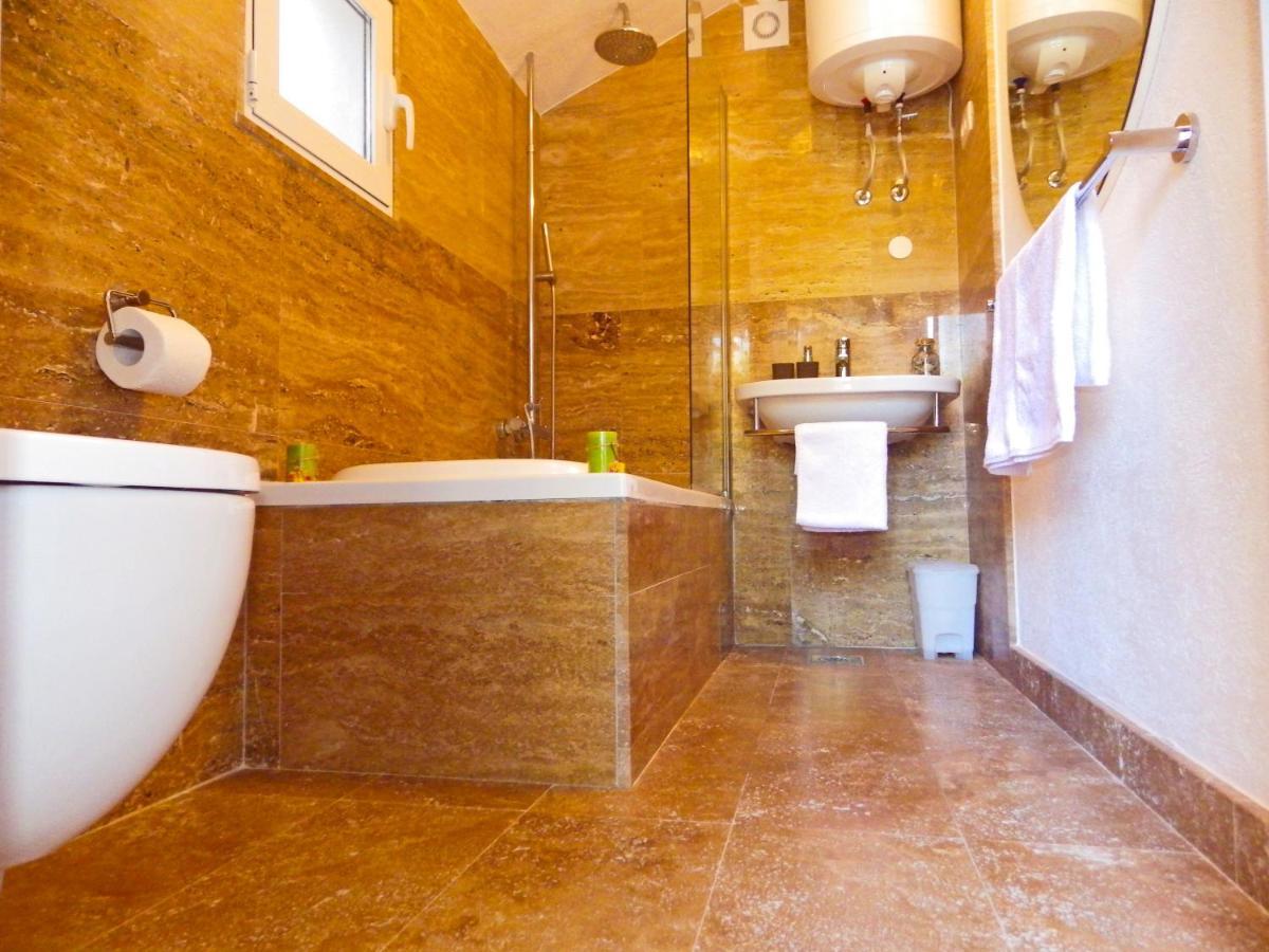 Vila Dream 1St Row To The Sea Prigradica Exterior photo